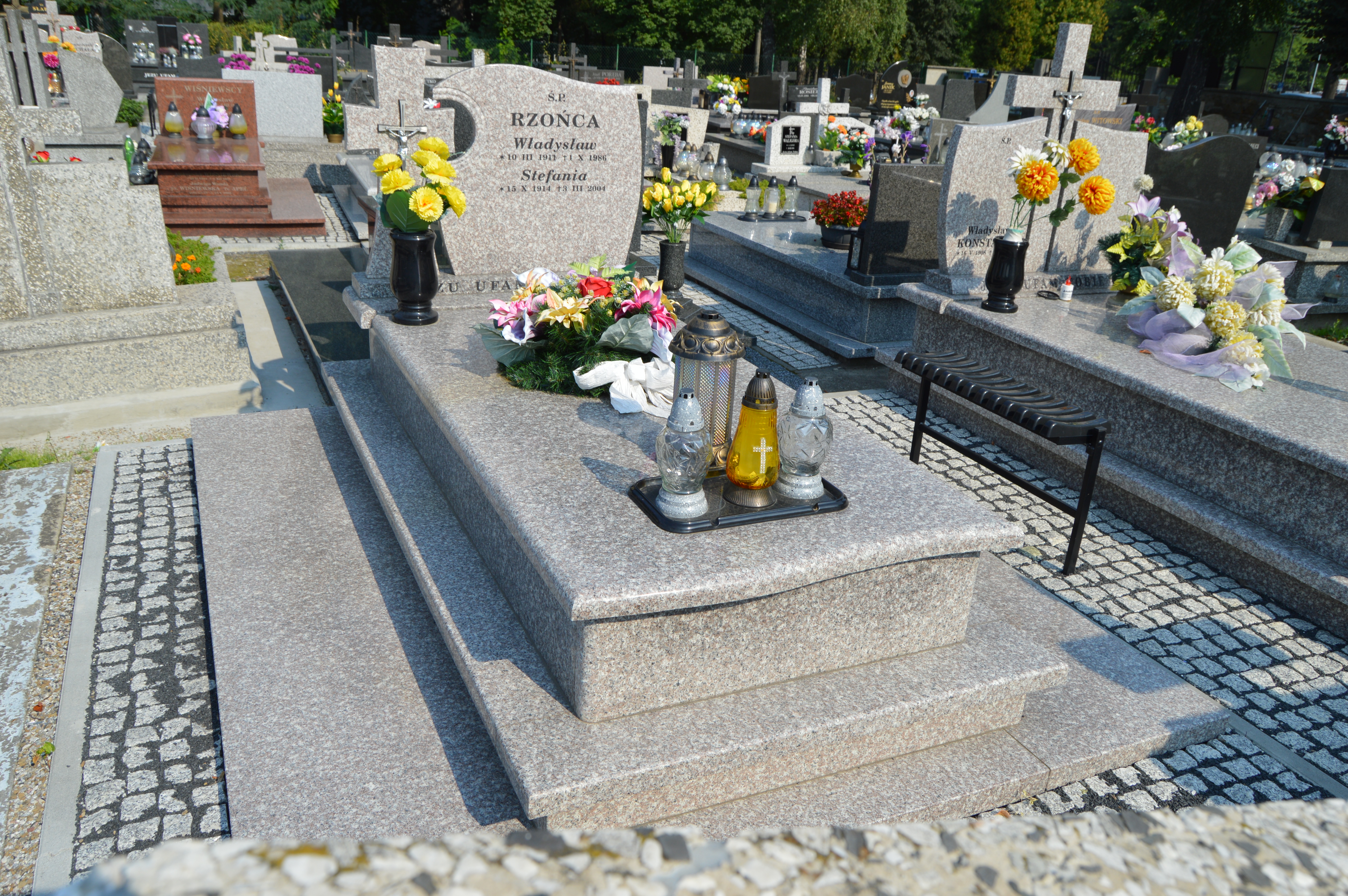 Anna Rzońca 1948 Nowy Sącz Biegonice - Grobonet - Wyszukiwarka osób pochowanych