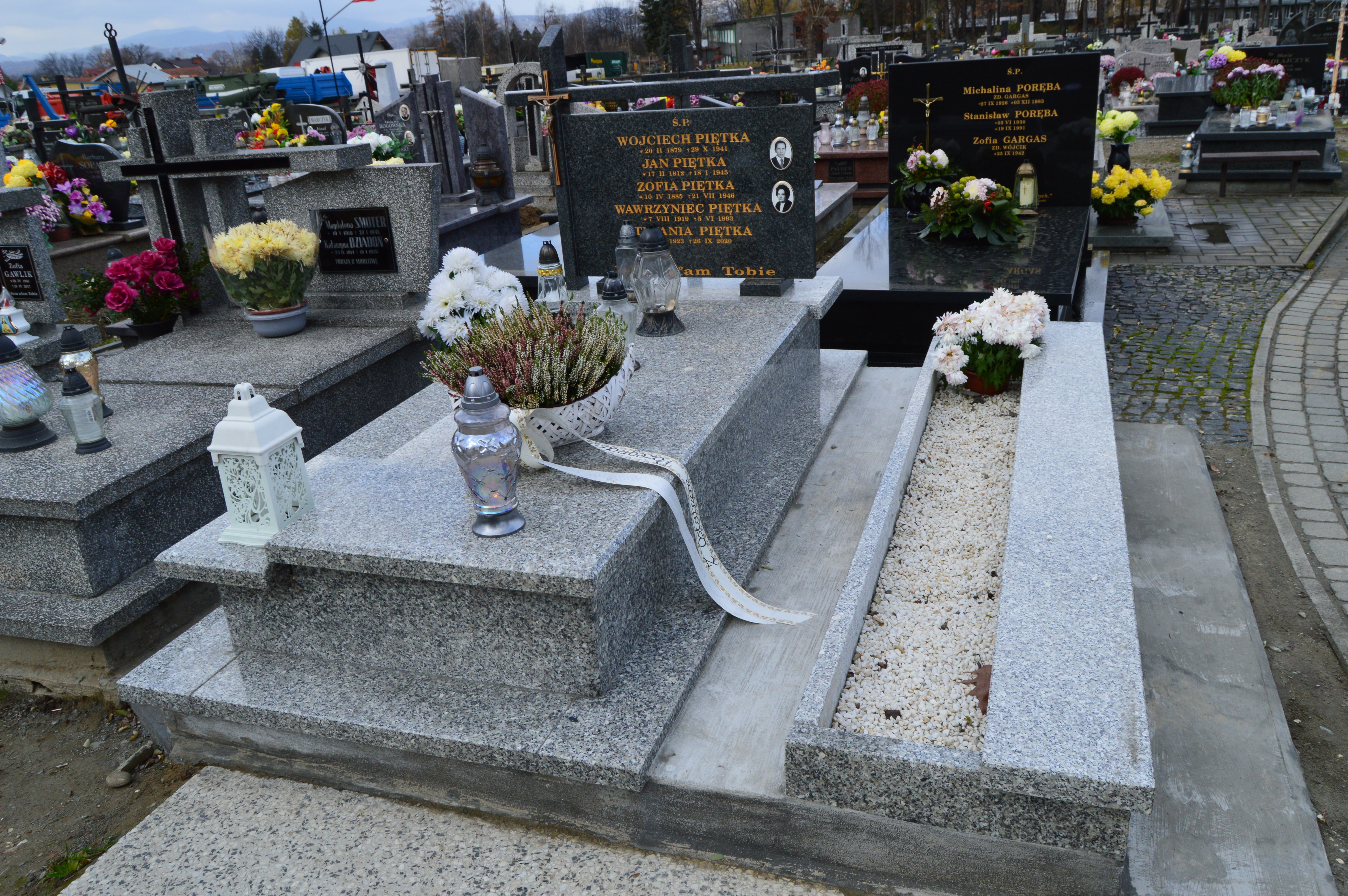 Jan Piętka 1912 Nowy Sącz Biegonice - Grobonet - Wyszukiwarka osób pochowanych