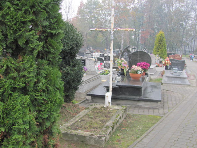  NN Nowy Sącz Biegonice - Grobonet - Wyszukiwarka osób pochowanych